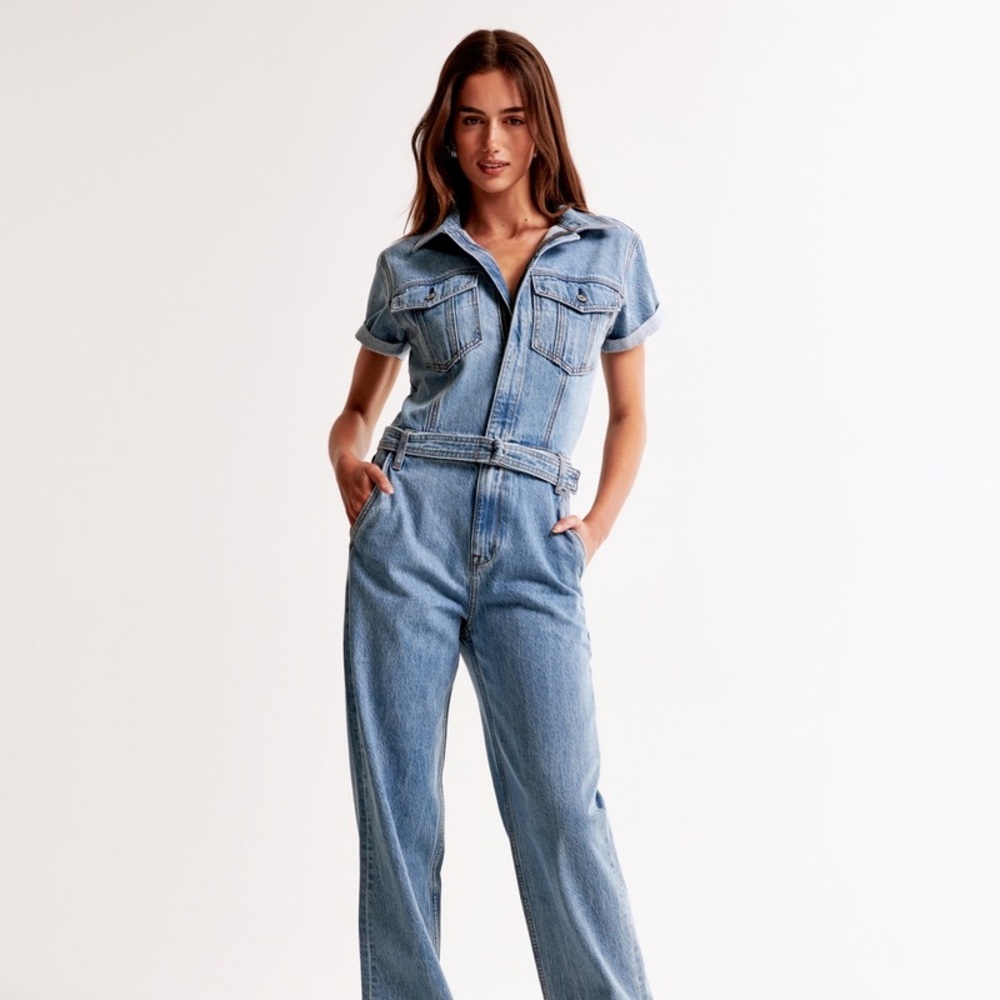 Abercrombie and Fitch 90s Relaxed Denim Jumpsuit Medium Tall